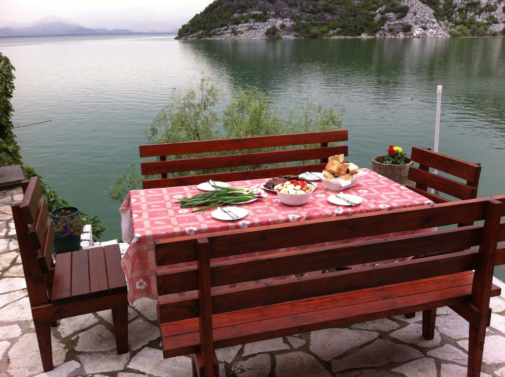 Holiday Home Radus Virpazar Extérieur photo